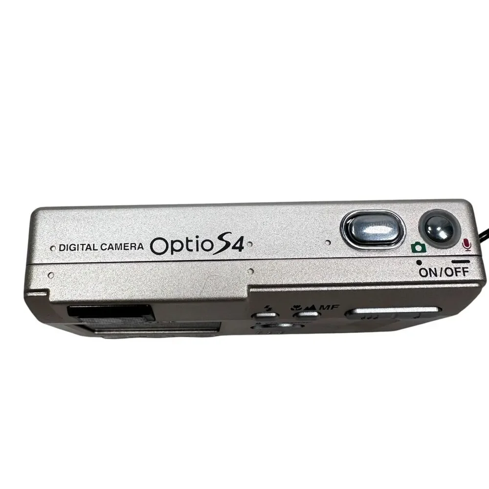 Pentax Optio S4 Digital Camera 3x Optical Zoom Silver‎ LCD UNTESTED For Parts